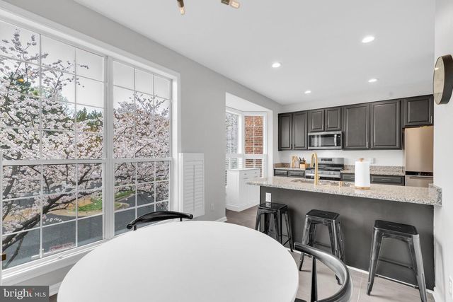 7 ARELL CT, Alexandria, VA 22304