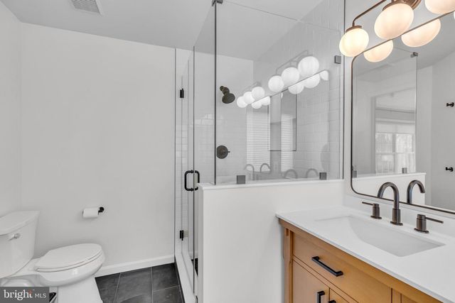 7 ARELL CT, Alexandria, VA 22304