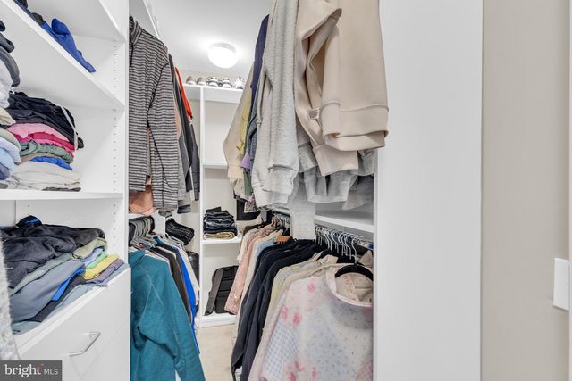 7 ARELL CT, Alexandria, VA 22304