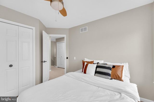 7 ARELL CT, Alexandria, VA 22304