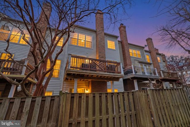 7 ARELL CT, Alexandria, VA 22304