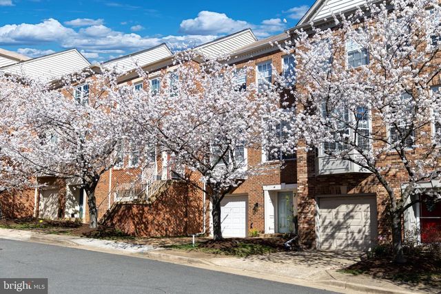 7 ARELL CT, Alexandria, VA 22304