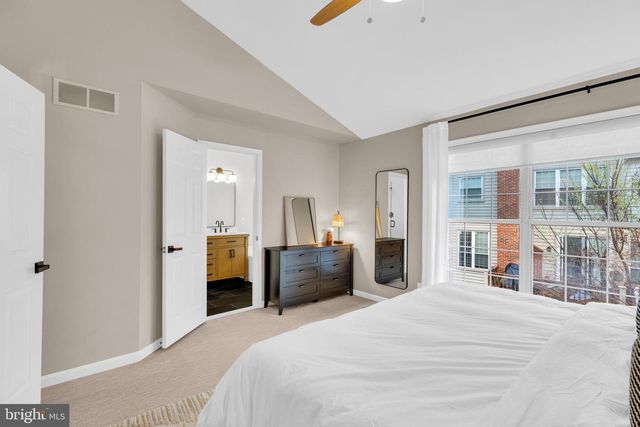 7 ARELL CT, Alexandria, VA 22304