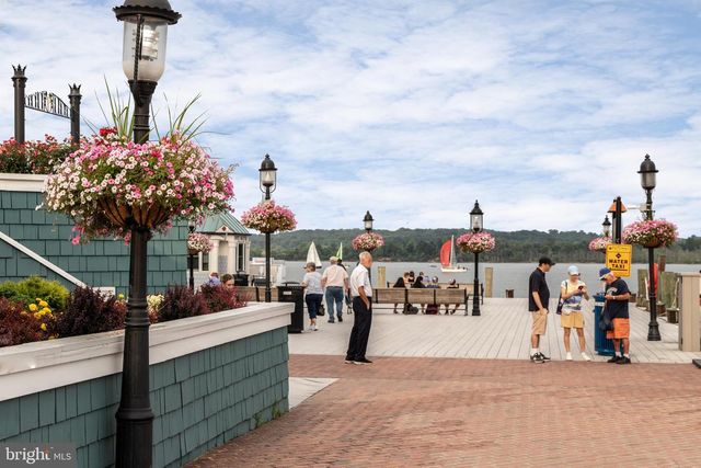 7 ARELL CT, Alexandria, VA 22304