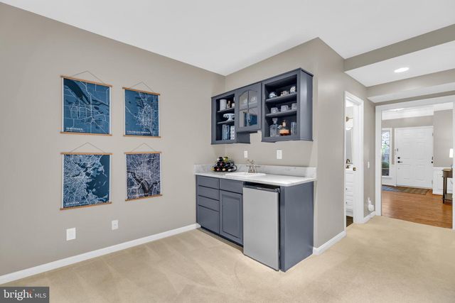 7 ARELL CT, Alexandria, VA 22304