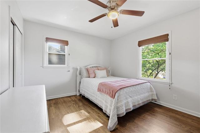 10014 Moody Park Drive, Overland Park, KS 66212