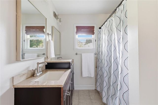 10014 Moody Park Drive, Overland Park, KS 66212