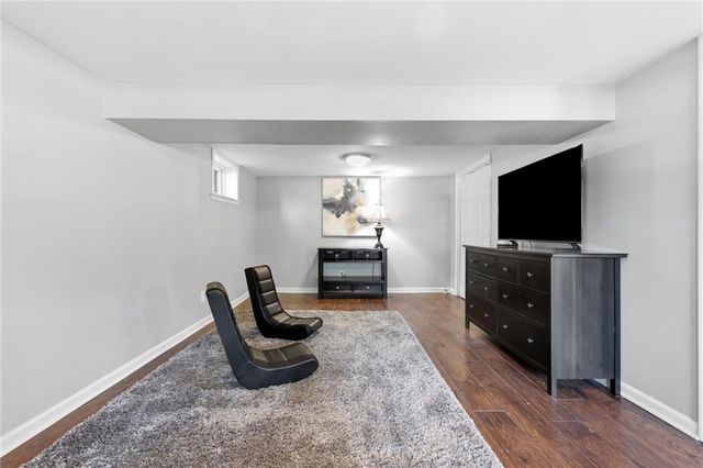 10014 Moody Park Drive, Overland Park, KS 66212