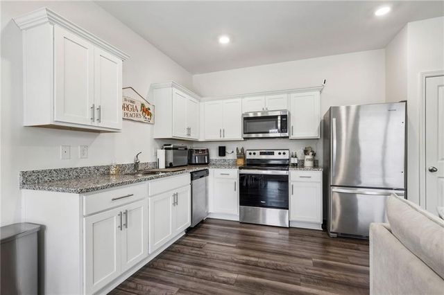 202 Fenchurch Way 2269, Cartersville, GA 30120