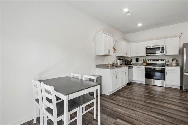 202 Fenchurch Way 2269, Cartersville, GA 30120