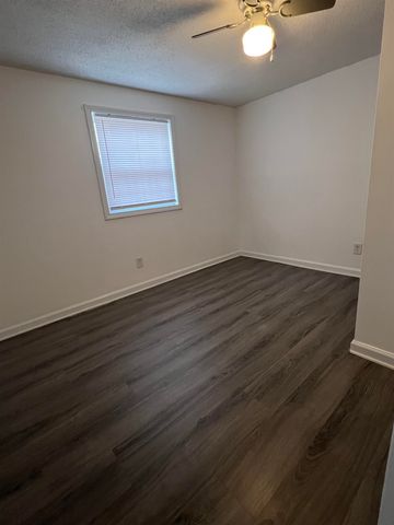 904 Cox Ferry Circle, Conway, SC 29526