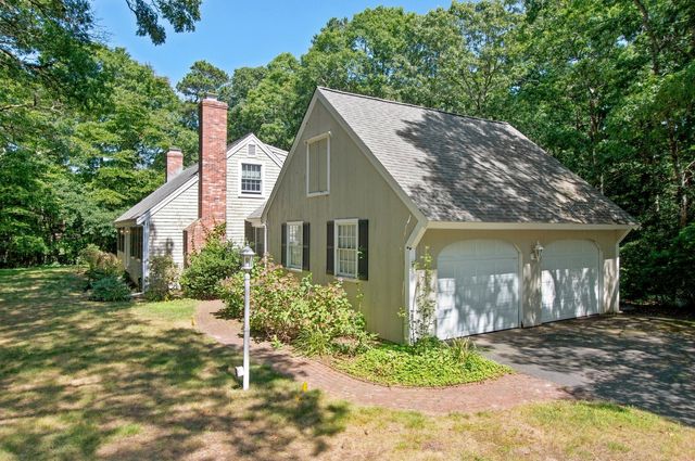 286 Midpine Road, Cummaquid, MA 02630