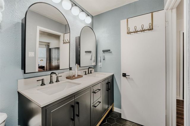 916 Great Britain BLVD, Austin, TX 78748