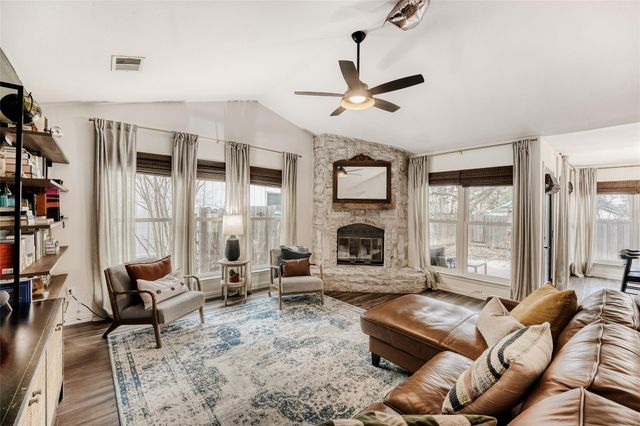 916 Great Britain BLVD, Austin, TX 78748