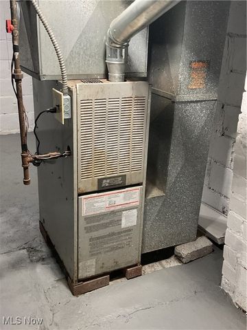 2911 7th Street SW, Canton, OH 44710