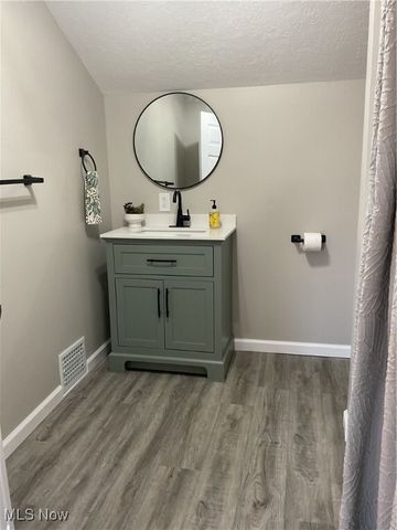 2911 7th Street SW, Canton, OH 44710