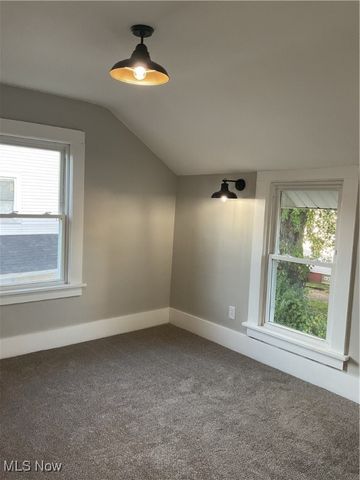 2911 7th Street SW, Canton, OH 44710