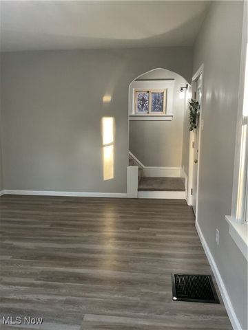 2911 7th Street SW, Canton, OH 44710