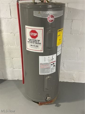 2911 7th Street SW, Canton, OH 44710