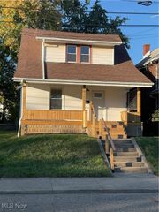 2911 7th Street SW, Canton, OH 44710