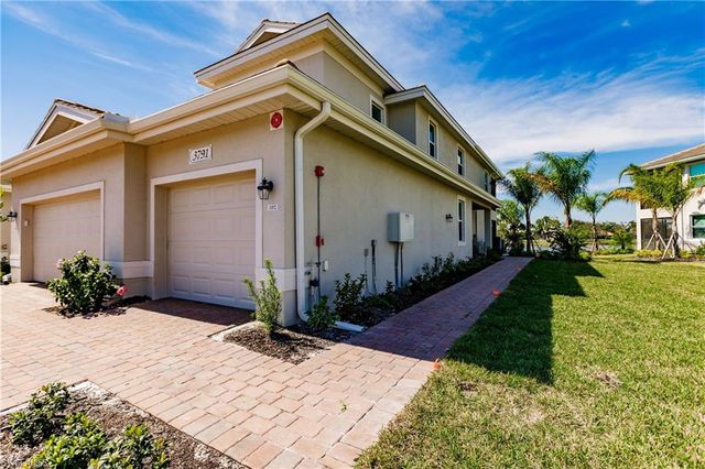 3791 Pebblebrook Ridge CT 102, Fort Myers, FL 33905