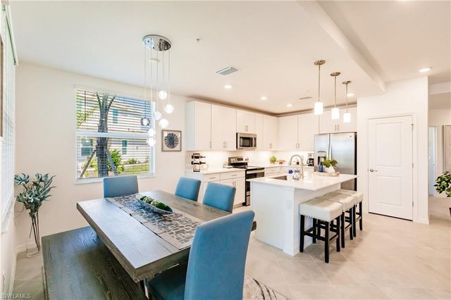 3791 Pebblebrook Ridge CT 102, Fort Myers, FL 33905