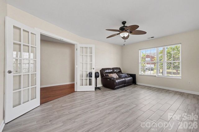 10912 Thousand Oaks Drive, Huntersville, NC 28078