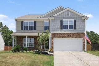 10912 Thousand Oaks Drive, Huntersville, NC 28078