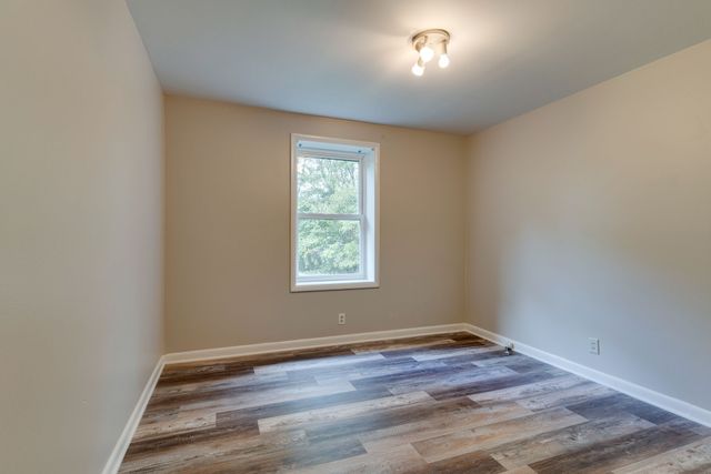555 N DuPont Ave Apt D91, Madison, TN 37115