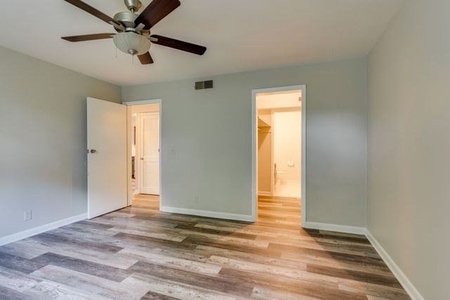 555 N DuPont Ave Apt D91, Madison, TN 37115