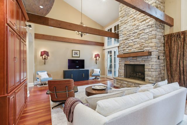 4022 Sneed Rd, Nashville, TN 37215