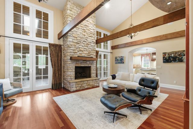 4022 Sneed Rd, Nashville, TN 37215
