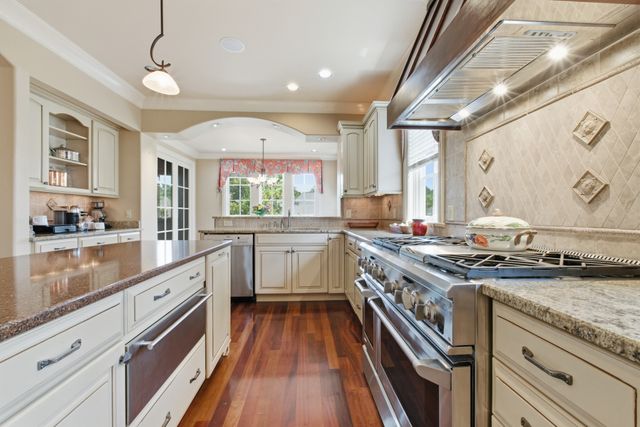 4022 Sneed Rd, Nashville, TN 37215