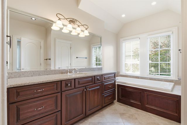 4022 Sneed Rd, Nashville, TN 37215