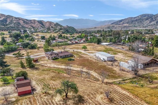 10207 Juniper Avenue, Yucaipa, CA 92399