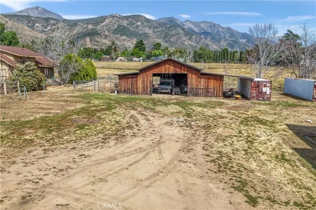 10207 Juniper Avenue, Yucaipa, CA 92399