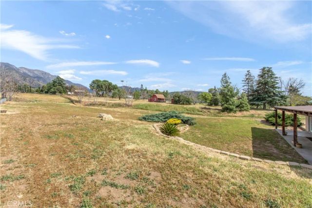 10207 Juniper Avenue, Yucaipa, CA 92399