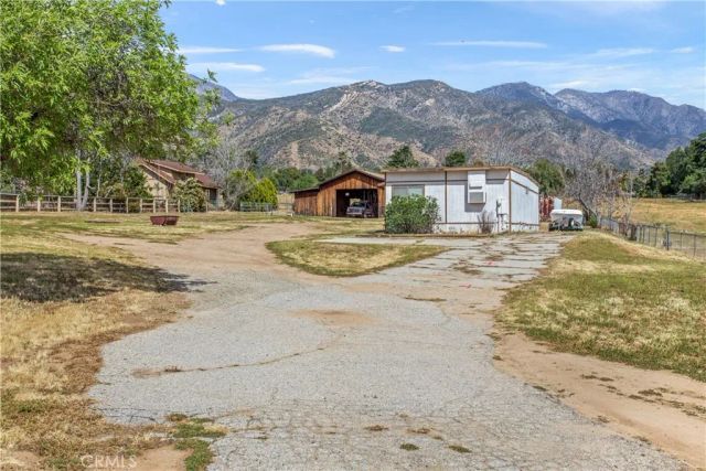 10207 Juniper Avenue, Yucaipa, CA 92399