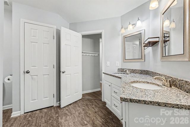 6125 Gray Gate Lane A, Charlotte, NC 28210