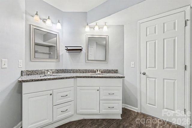 6125 Gray Gate Lane A, Charlotte, NC 28210