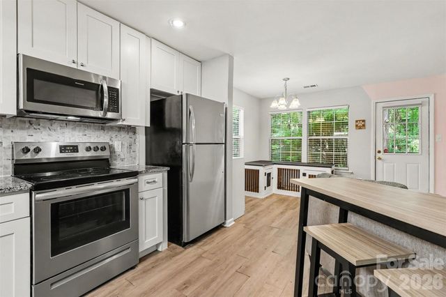 6125 Gray Gate Lane A, Charlotte, NC 28210