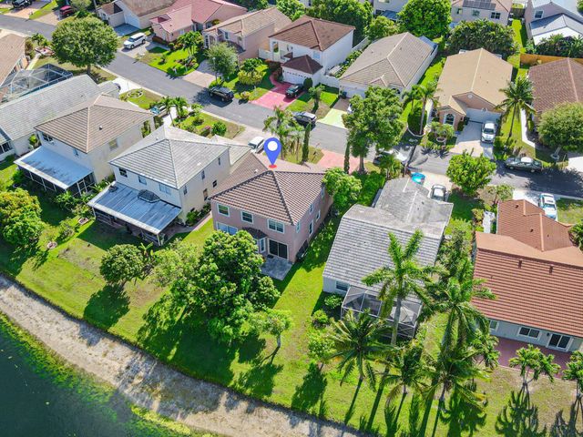 118 Rosewood Lane, Greenacres, FL 33463