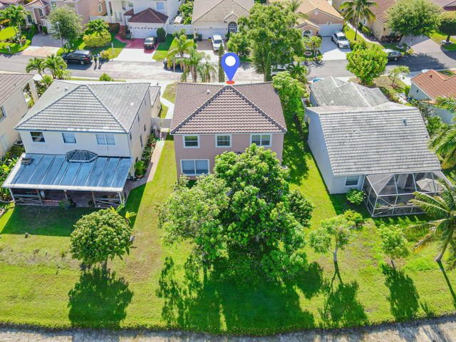 118 Rosewood Lane, Greenacres, FL 33463