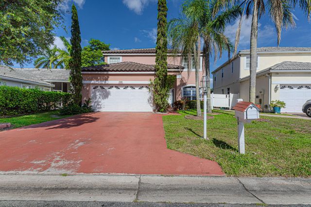 118 Rosewood Lane, Greenacres, FL 33463