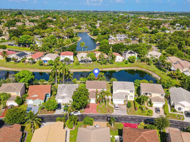 118 Rosewood Lane, Greenacres, FL 33463