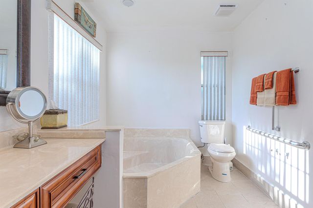 118 Rosewood Lane, Greenacres, FL 33463