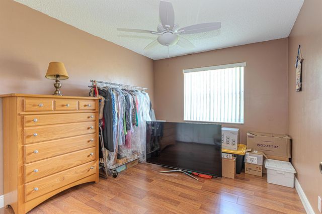 118 Rosewood Lane, Greenacres, FL 33463