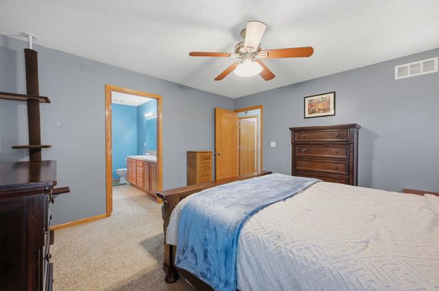 6910 N Wendell Ct, Park City, KS 67219