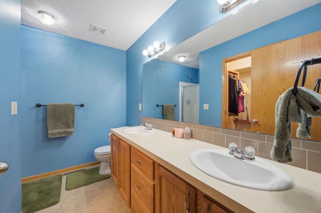 6910 N Wendell Ct, Park City, KS 67219