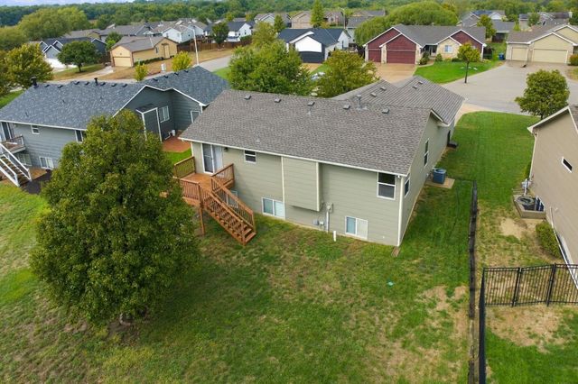 6910 N Wendell Ct, Park City, KS 67219
